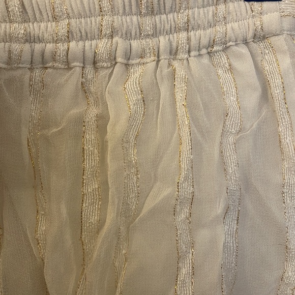 Metallic and cream shorts - new with tags - Picture 3 of 3